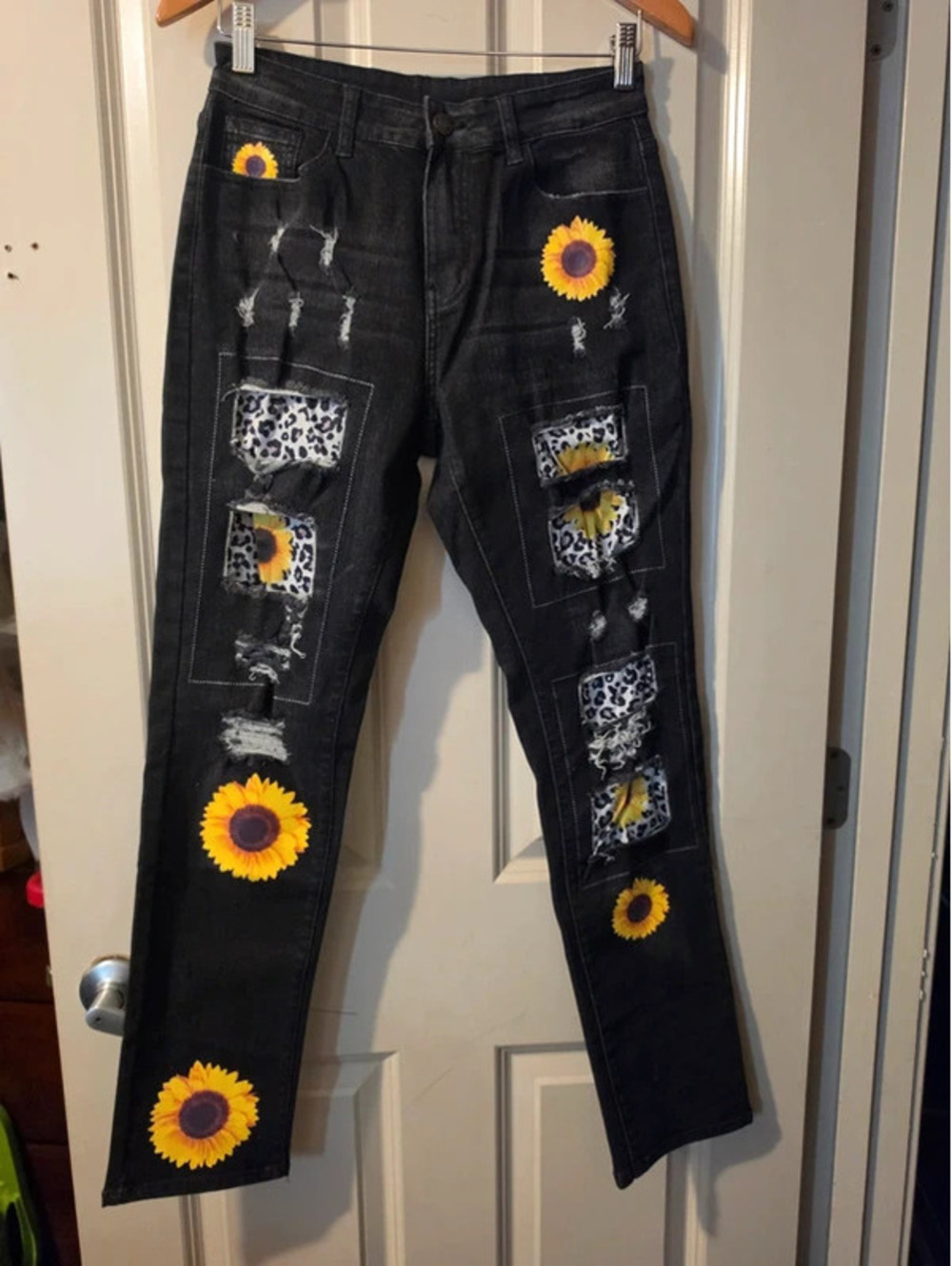 Sunflower Distressed Jeans sz 2